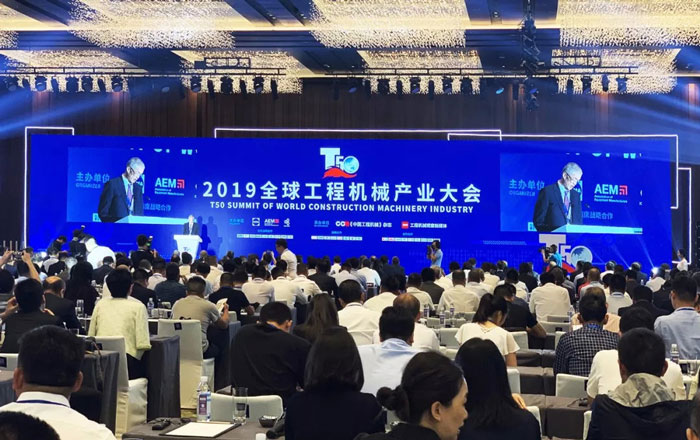 双喜临门！安博线上平台囊括两项工程机械行业大奖